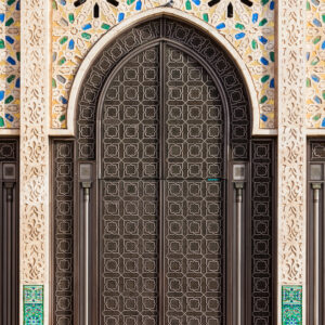 Façade sculptée de la mosquée Hassan II à Casablanca, Maroc